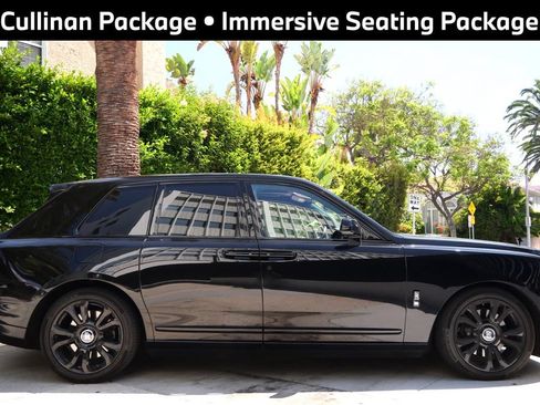 Used 2019 Rolls-Royce Cullinan AWD/4WD image 1