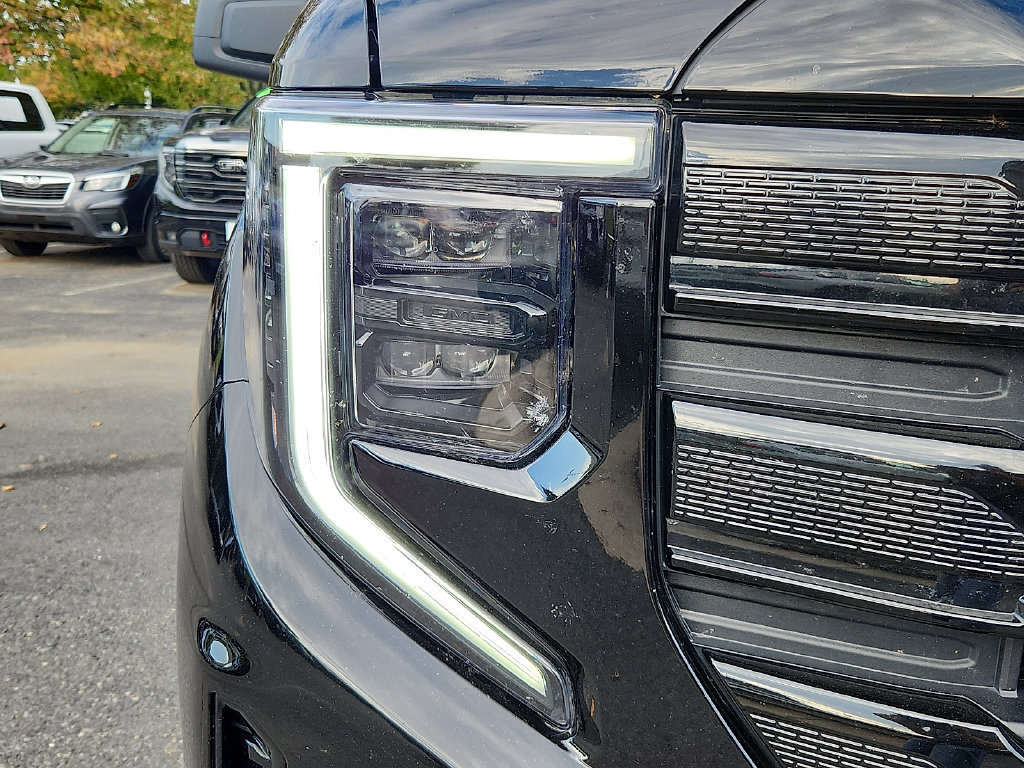 Used 2025 GMC Sierra 1500 Elevation w/ X31 Off-Road Package AWD/4WD image 9