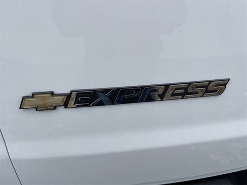 Used 2023 Chevrolet Express 3500 LS image 7
