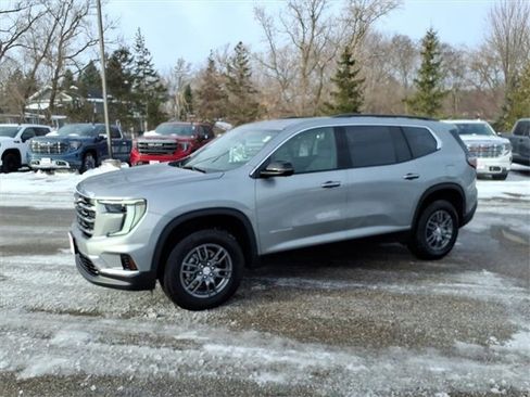 Used 2025 GMC Acadia Elevation image 8