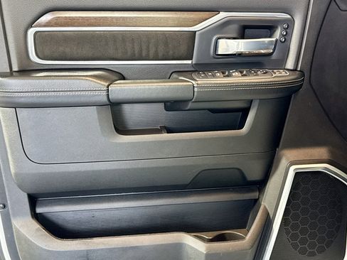 Used 2024 RAM 2500 Laramie image 17