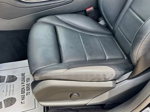 Used 2022 Mercedes-Benz GLC 300 image 22