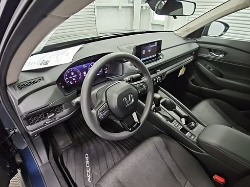 Used 2025 Honda Accord SE image 12