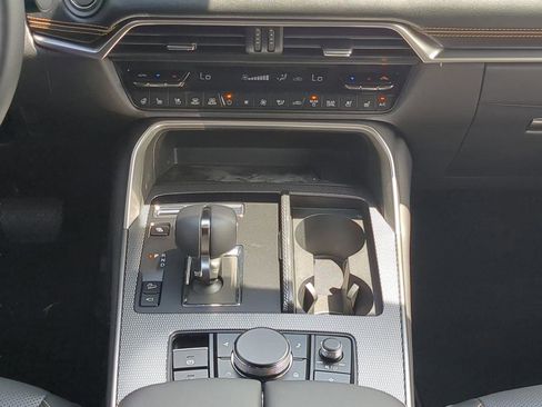 New 2025 MAZDA CX-70 Plug-In Hybrid w/ Premium Plus image 12