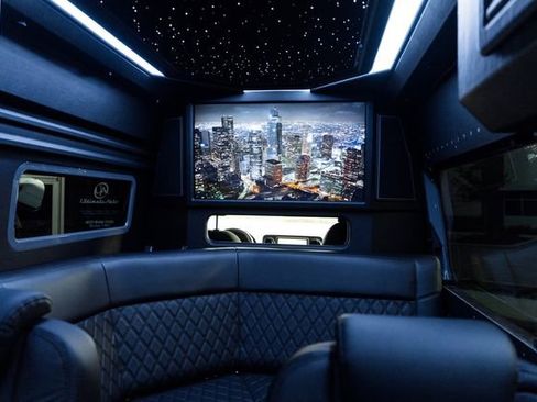 Used 2019 Mercedes-Benz Sprinter 4x4 170 image 12