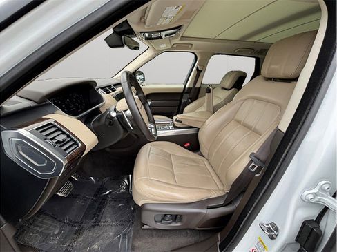 Used 2021 Land Rover Range Rover Sport HSE Silver Edition image 2