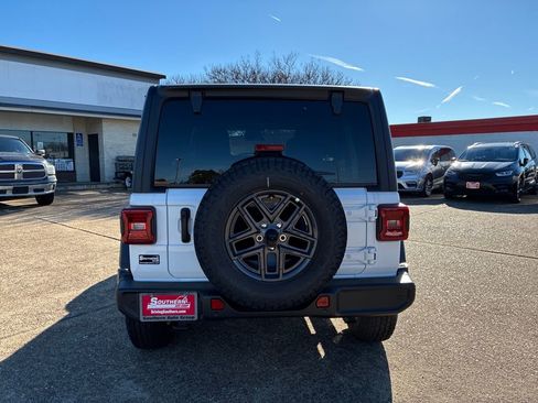 New 2026 Jeep Wrangler Unlimited Sport AWD/4WD image 4