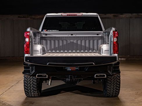 Used 2025 Chevrolet Silverado 1500 Custom Trail Boss image 9