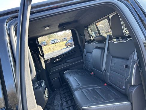 Used 2022 GMC Sierra 1500 AT4X image 47