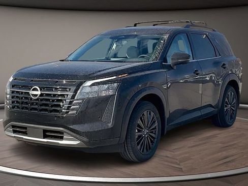 New 2026 Nissan Pathfinder SL image 1