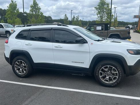 Used 2022 Jeep Cherokee Trailhawk w/ Sound & Nav Group AWD/4WD image 6