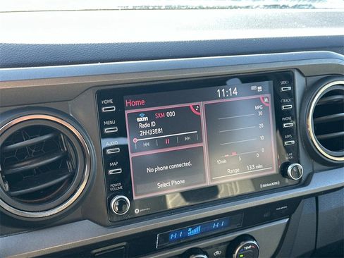 Used 2022 Toyota Tacoma TRD Off-Road image 29