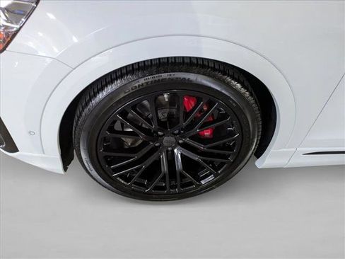 New 2026 Audi SQ8 Prestige image 10