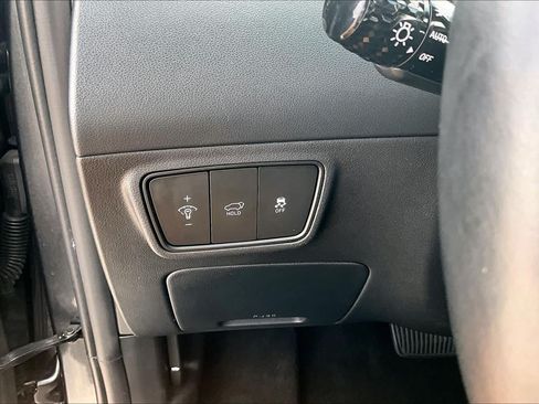 Certified 2023 Hyundai Tucson Limited FWD image 32