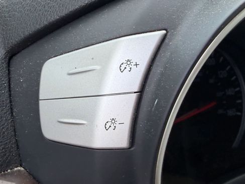 Used 2016 Nissan Quest S FWD image 17