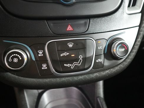 Used 2018 Chevrolet Malibu LS FWD image 29