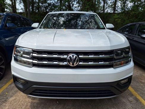 Used 2019 Volkswagen Atlas SE FWD image 2