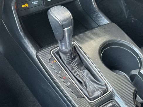 Used 2025 Honda Civic Sport image 26