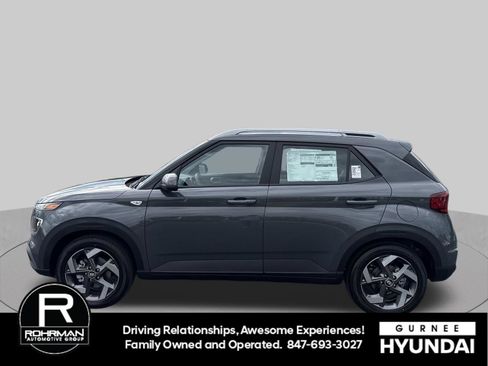 Used 2026 Hyundai Venue SEL FWD image 5