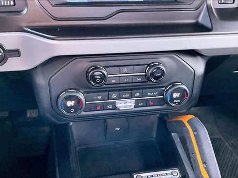 Used 2021 Ford Bronco Badlands w/ Sasquatch Package image 15