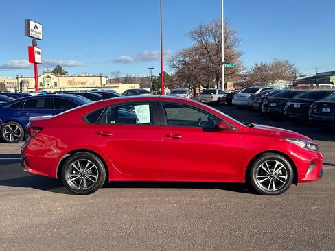 Used 2024 Kia Forte LXS image 8