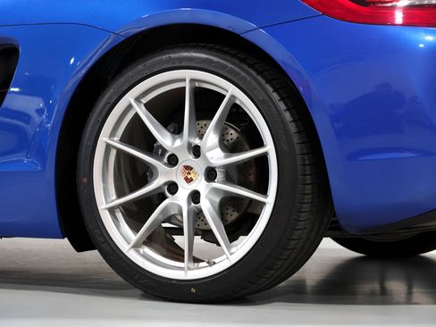 Used 2014 Porsche Cayman RWD image 9