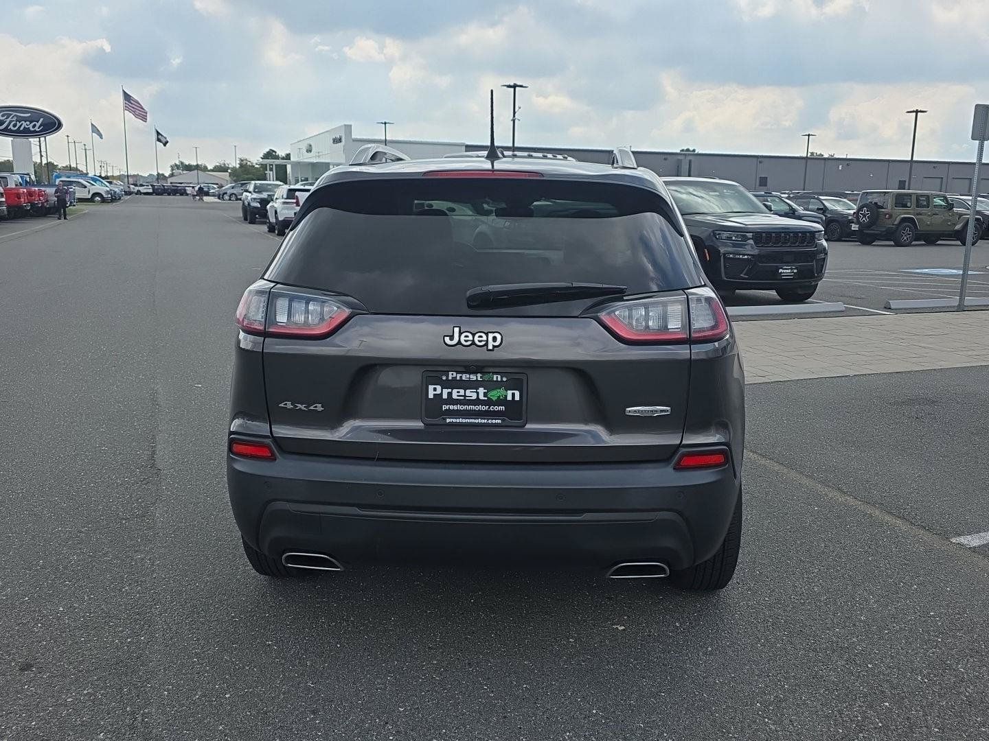Used 2021 Jeep Cherokee Latitude Lux AWD/4WD image 7