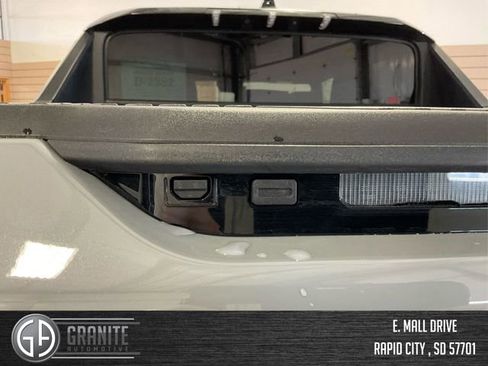 Used 2025 GMC Hummer EV 2X w/ LPO, Illumination Package image 13