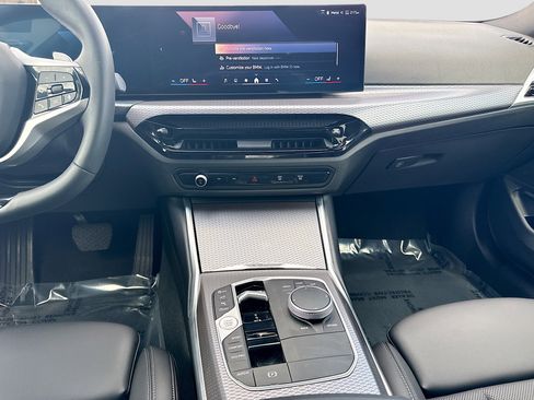 Used 2025 BMW 330i Sedan w/ Parking Assistance Package image 18