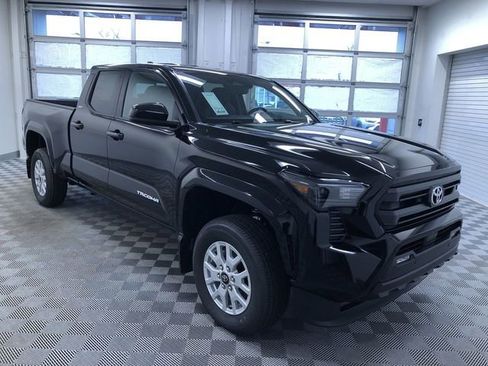 New 2026 Toyota Tacoma SR5 AWD/4WD image 7