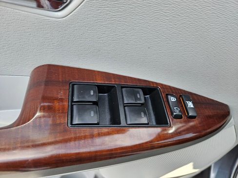 Used 2009 Toyota Venza AWD image 13