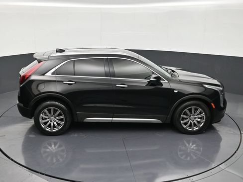 Used 2022 Cadillac XT4 Premium Luxury w/ Safety Alert Package AWD/4WD image 17
