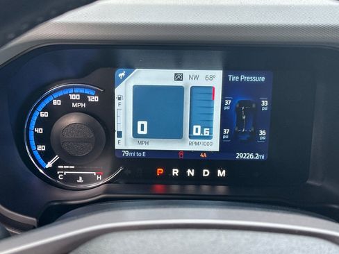 Used 2023 Ford Bronco Badlands image 30