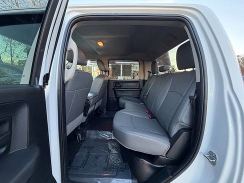 Used 2016 RAM 2500 Tradesman image 20