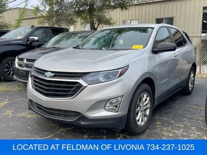 Used 2021 Chevrolet Equinox LS w/ LS Convenience Package