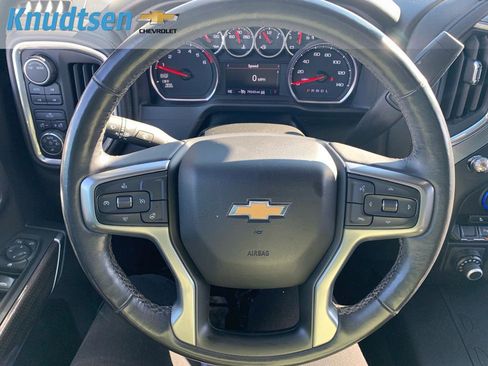 Used 2022 Chevrolet Silverado 1500 LT w/ Z71 Off-Road Package image 21