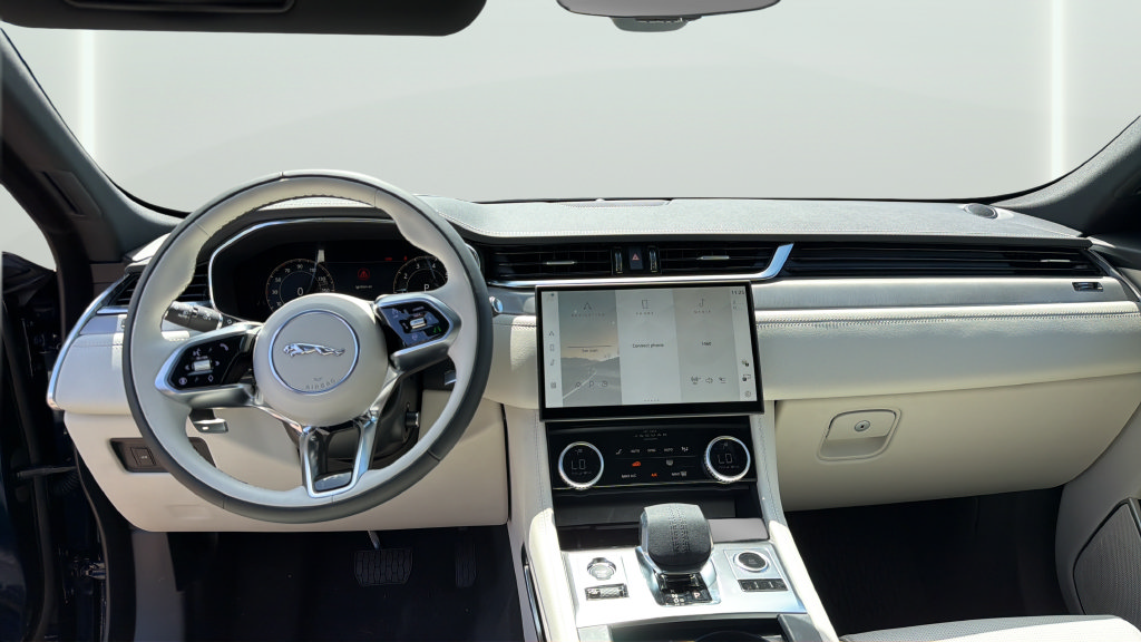 New 2026 Jaguar F-PACE R-Dynamic S AWD/4WD image 16