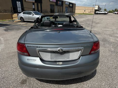 Used 2006 Chrysler Sebring Touring FWD image 5