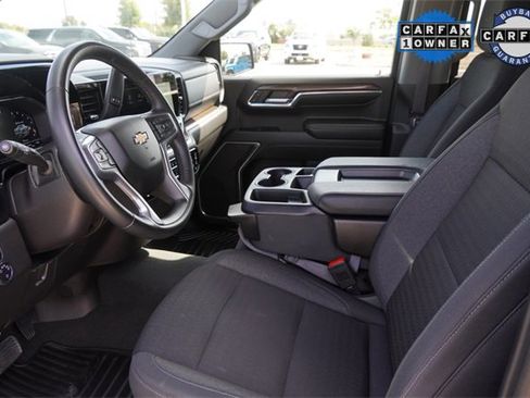 Used 2024 Chevrolet Silverado 1500 LT image 19