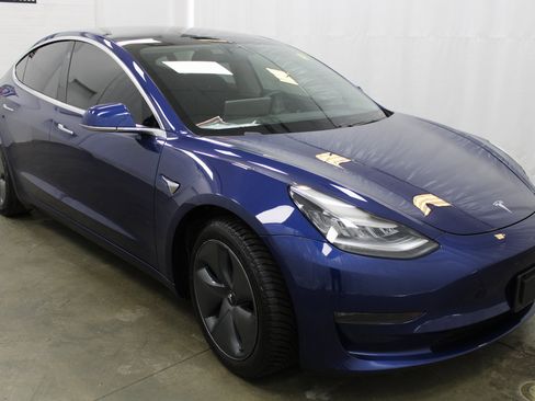 Used 2020 Tesla Model 3 Long Range image 3