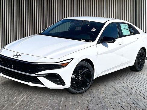 New 2026 Hyundai Elantra Sport FWD image 2