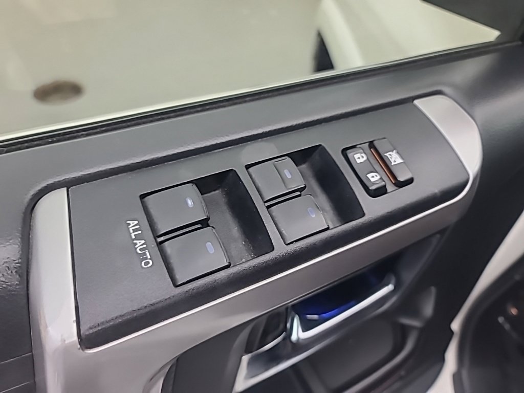 Used 2017 Toyota 4Runner Limited w/ Convenience Package AWD/4WD image 23