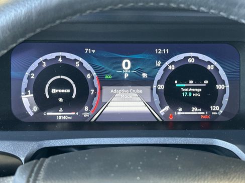 Certified 2025 Toyota 4Runner TRD Off-Road Premium AWD/4WD image 23