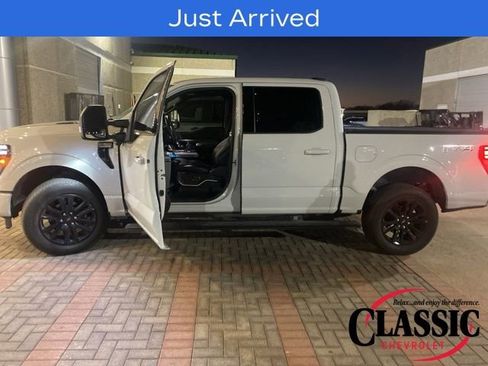 Used 2024 Ford F150 Platinum w/ Equipment Group 702A High image 1