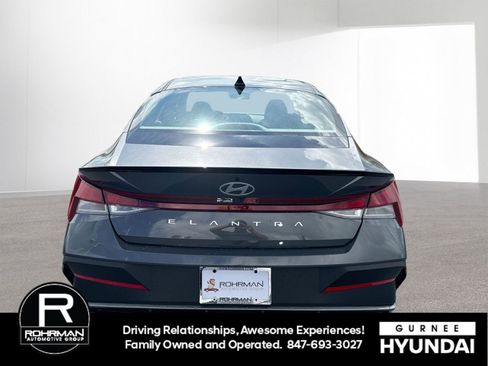 New 2025 Hyundai Elantra Sport w/ Cargo Package image 9