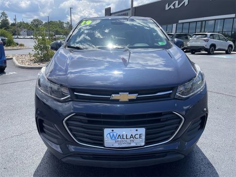 Used 2019 Chevrolet Trax LS w/ Tint and Cruise Package image 2