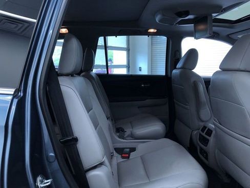 Used 2019 Honda Pilot Elite image 21