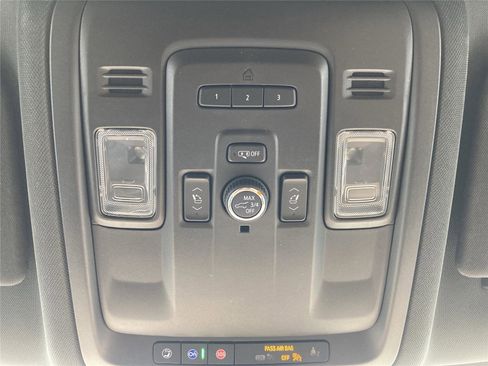 Used 2021 Chevrolet Tahoe Premier image 24