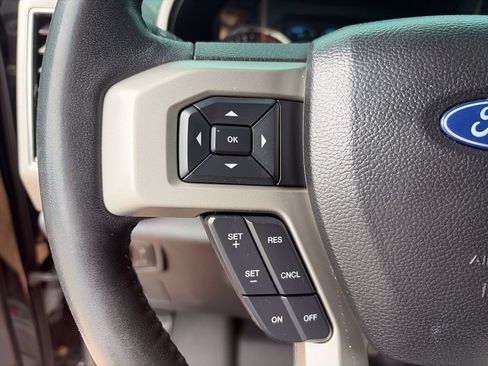 Used 2017 Ford F150 Lariat RWD image 21