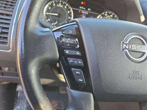 Used 2024 Nissan Armada SL image 9